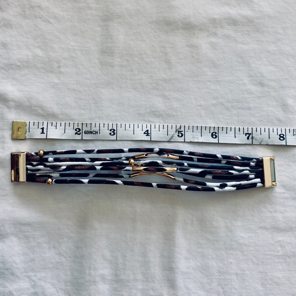 Leopard Wrap Cuff/Bracelet ~ Magnetic Clasp - Picture 5 of 6